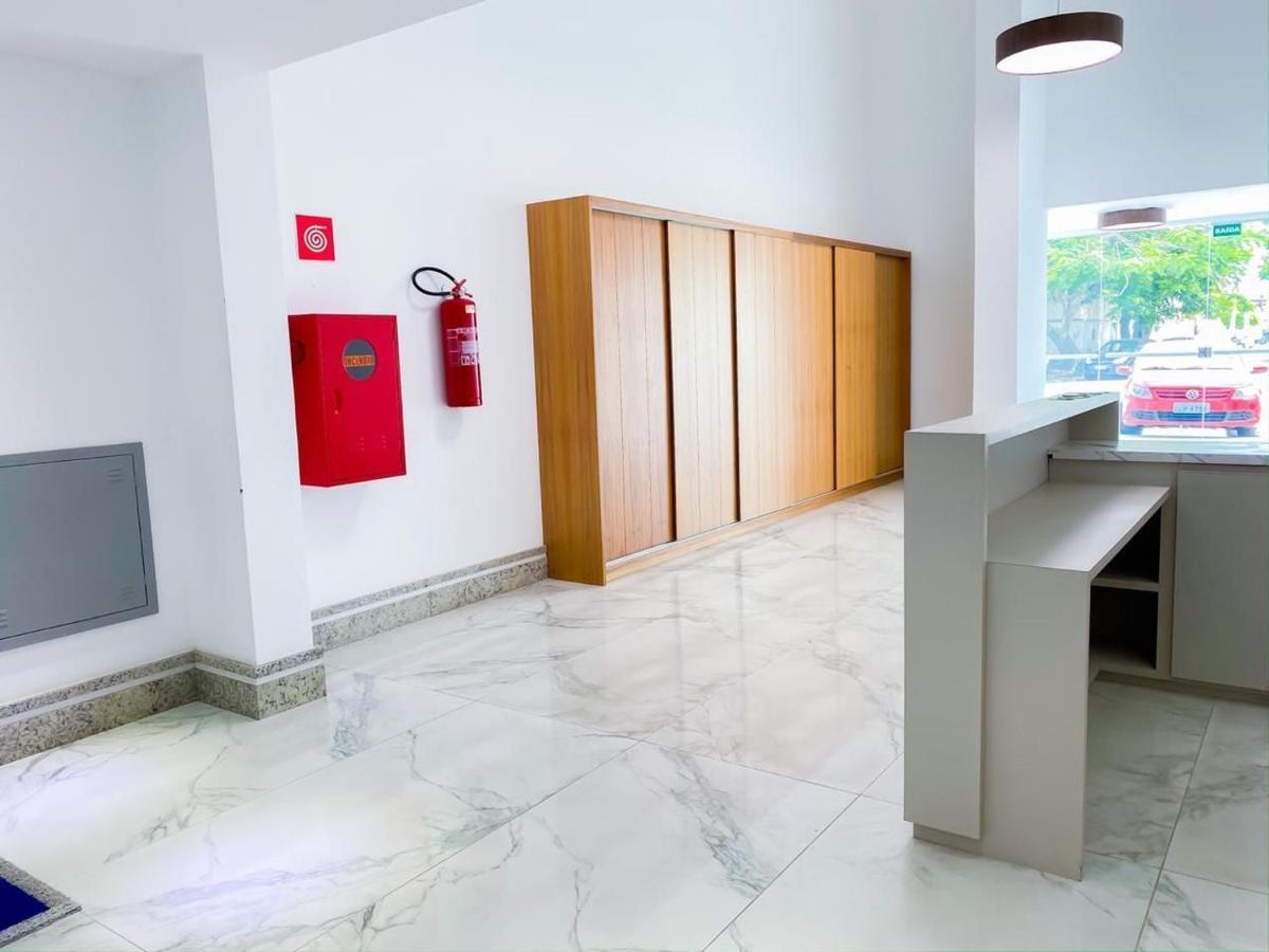 Novíssimo E Arejado Com Localização Estratégica - 203 Apartamento